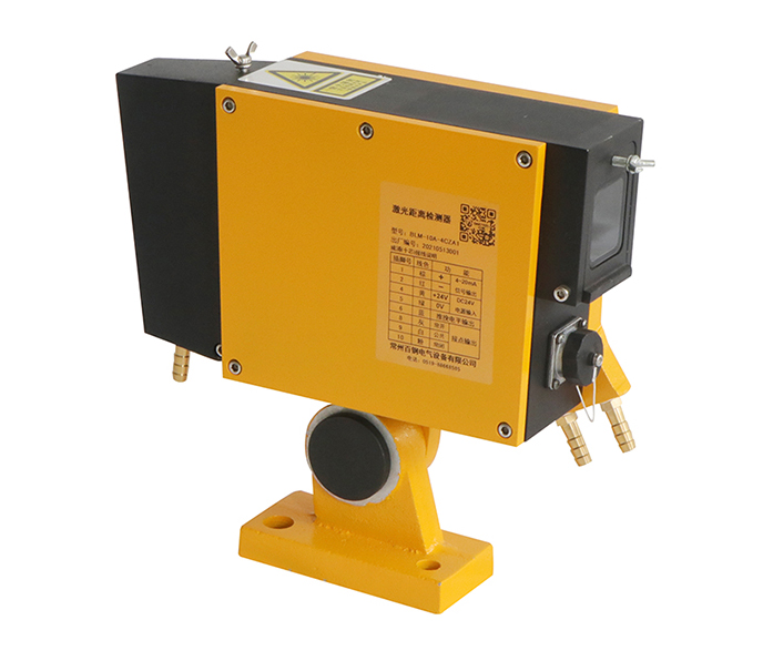 BLM-10A 型激光测距仪