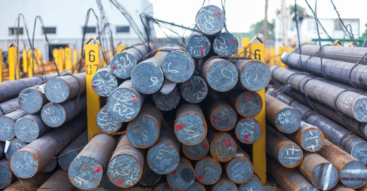 The bulk of production consists of pig iron, steel semi-finished products, and direct reduced iron